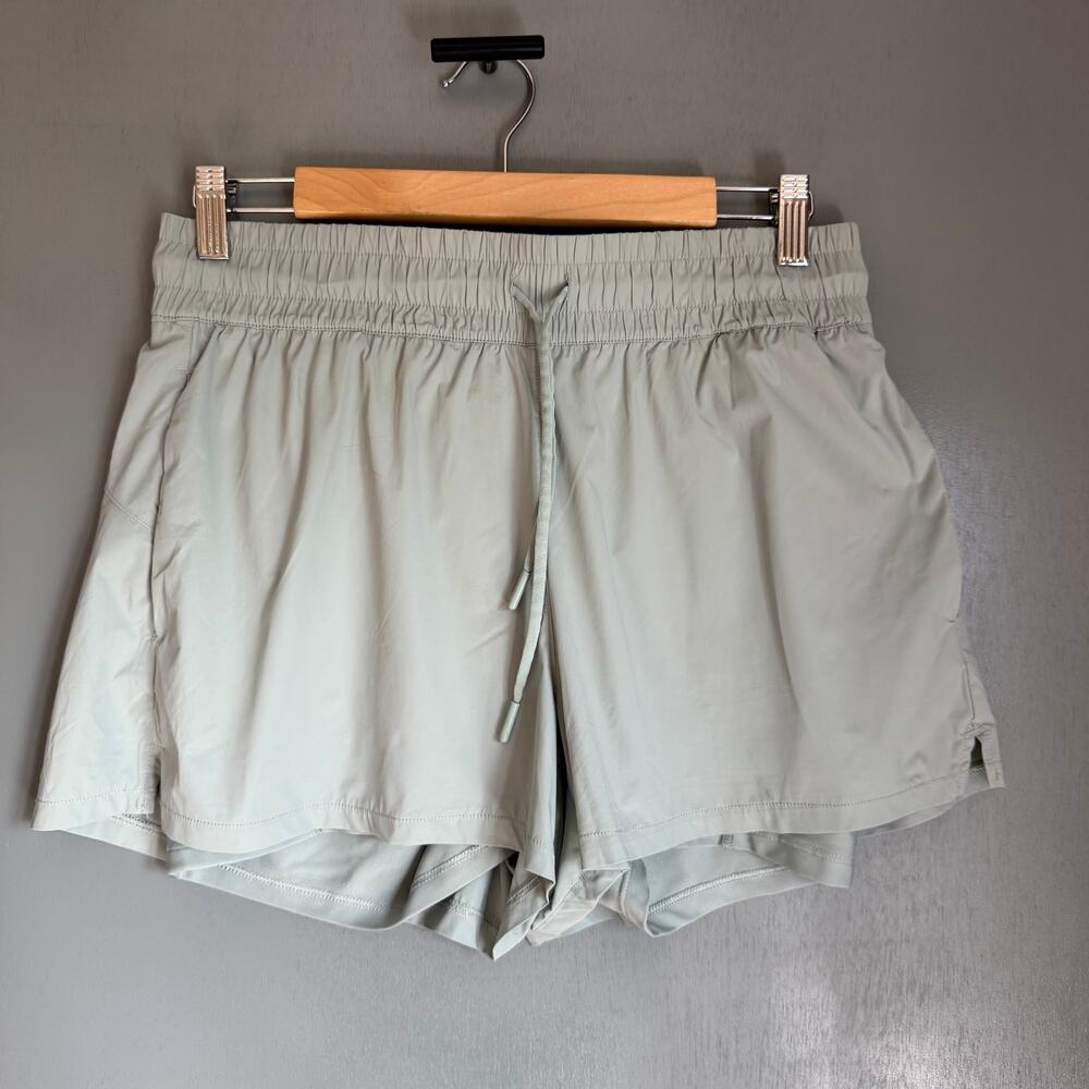 SPYDER Women's Med Light Green Running Shorts Short Athletic Elastic Waist NWOT